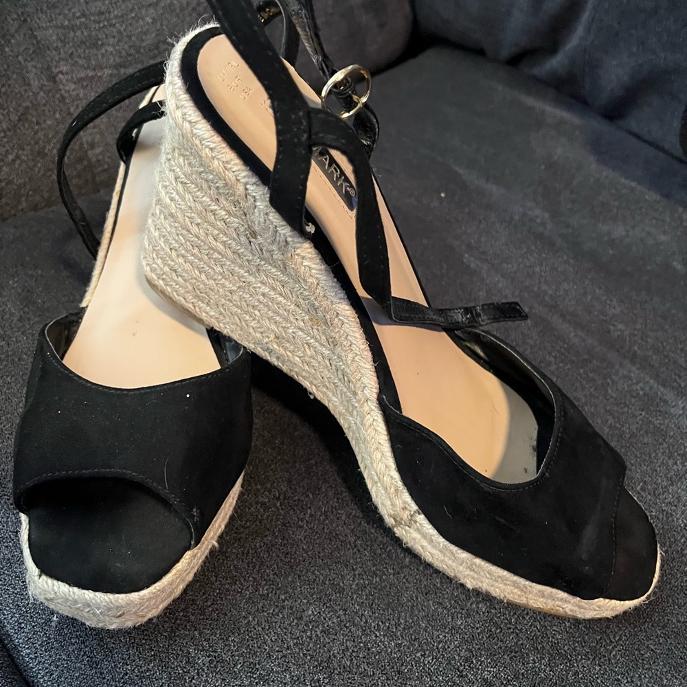 Black raffia wedges size 10